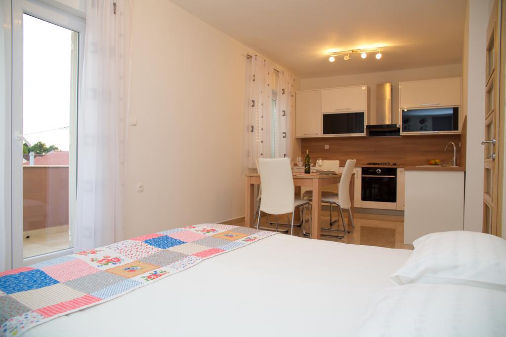 Antonija Apartments With Pool Biograd Na Moru Exterior photo