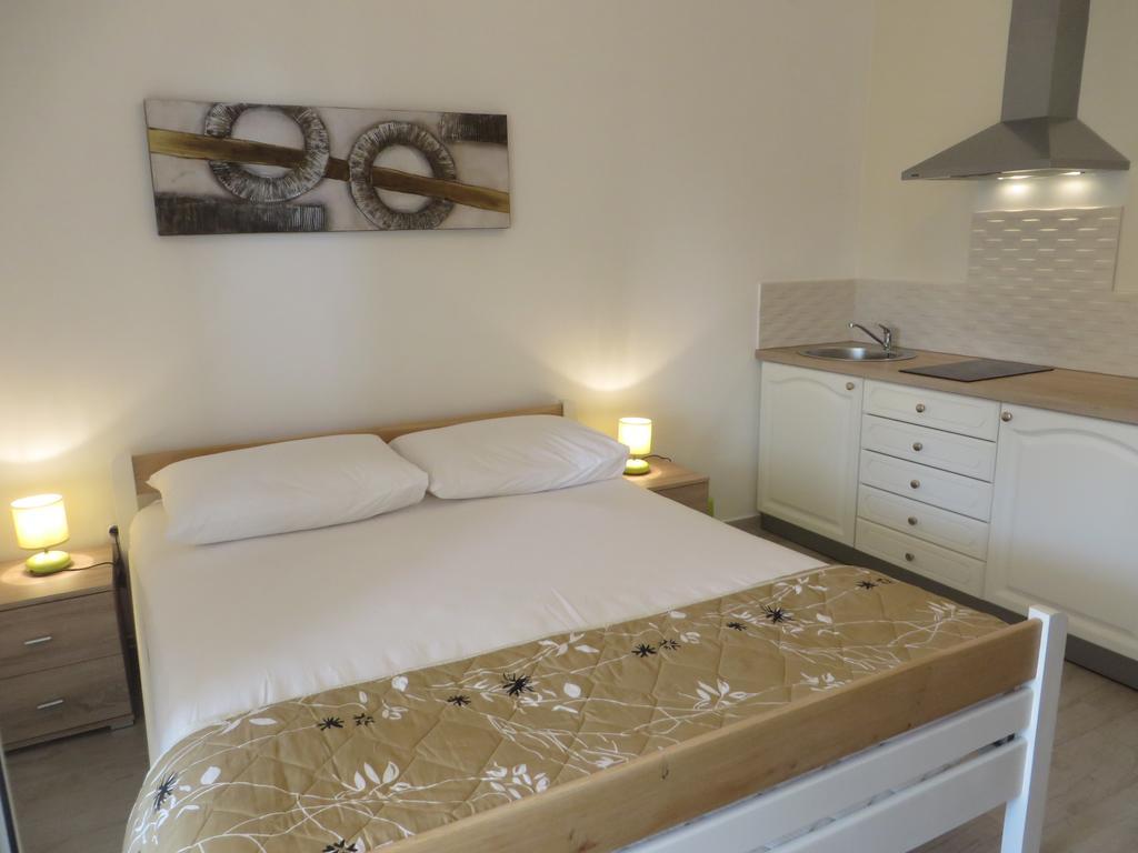 Antonija Apartments With Pool Biograd Na Moru Exterior photo